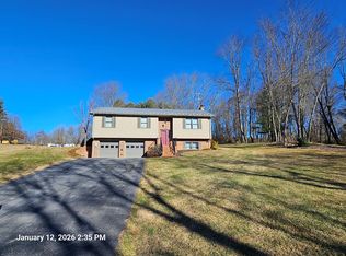 721 Thomas Bridge Rd, Marion, VA 24354