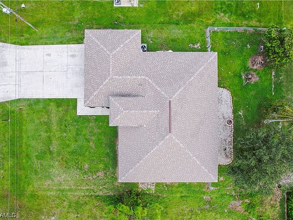 4th image of 1112 NE 34th St