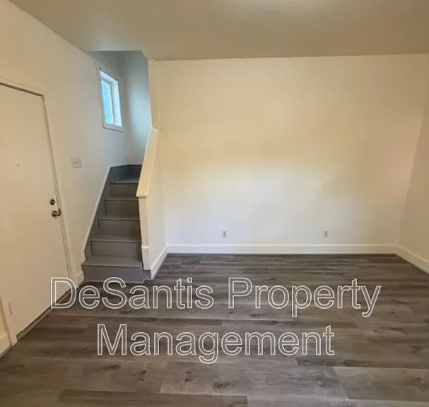 210 N Liberty St #3 — Photo 10