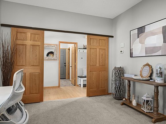 5th image of 20511 Islandview Cir