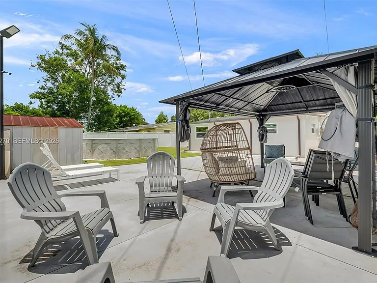7420 Hope St — Photo 40