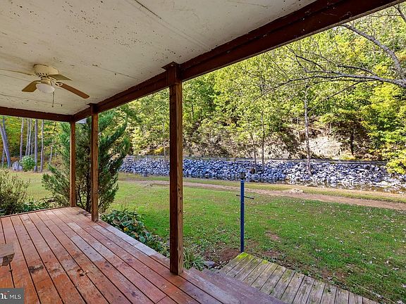 3rd image of 1463 Back Creek Rd