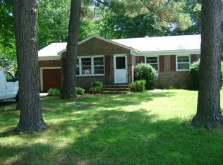 304 Garnett Cir, Newport News, VA 23602