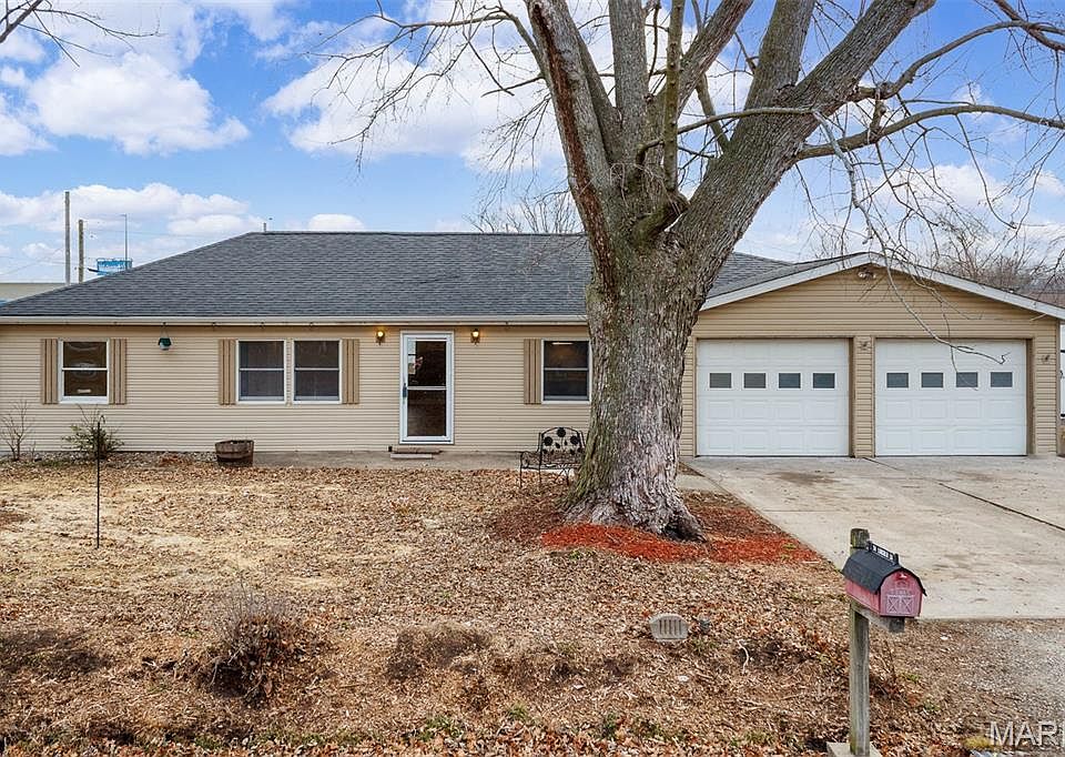 1st image of 54 Lincoln Ln
