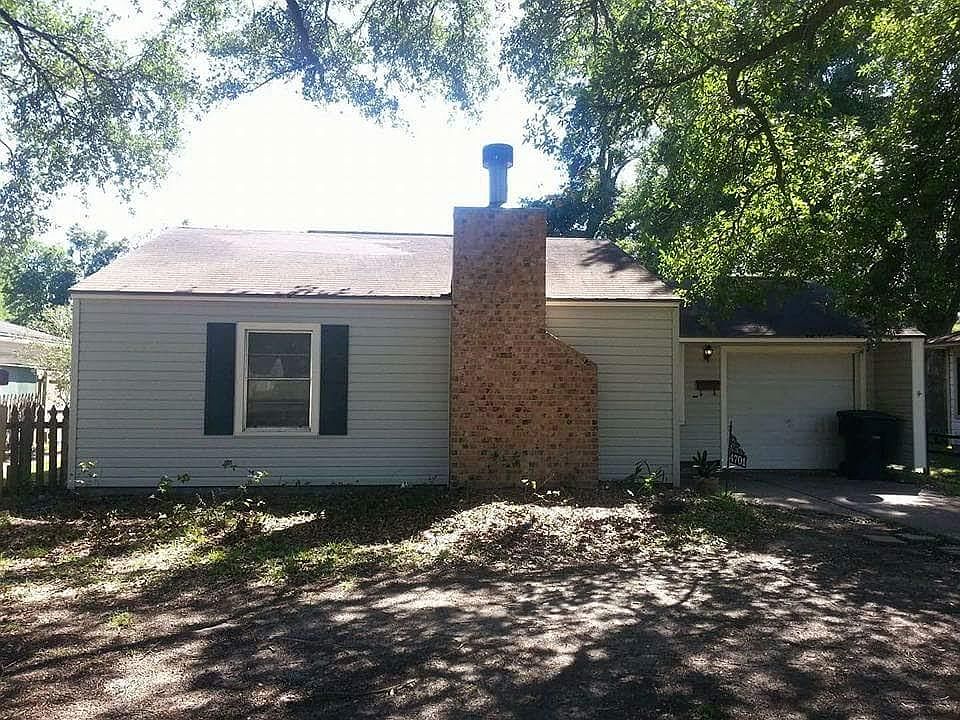 1st image of 4701 Clermont St