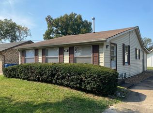 159 Cumberland Ave, Maryland Heights, MO 63043