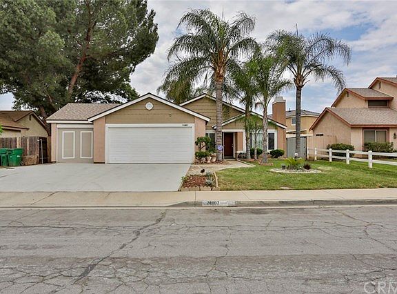 3rd image of 24807 Fay Ave