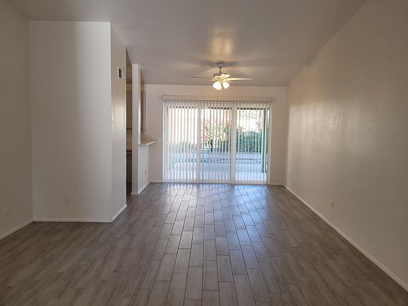 3rd image of 4630 N 100th Dr