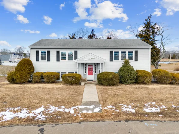 5 Indian Drive, Clinton, CT 06413