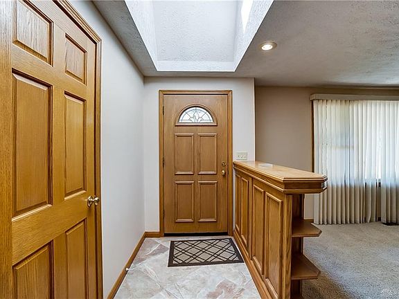 4th image of 2182 Regent Park Dr
