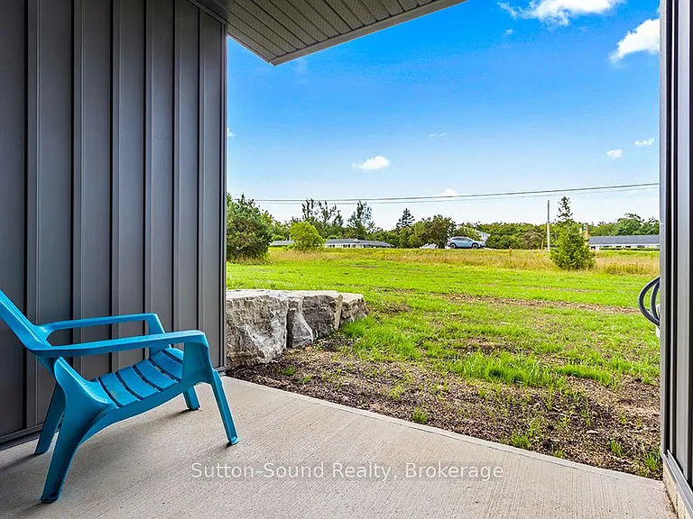 18 Maple Golf Cres #3 — Photo 30