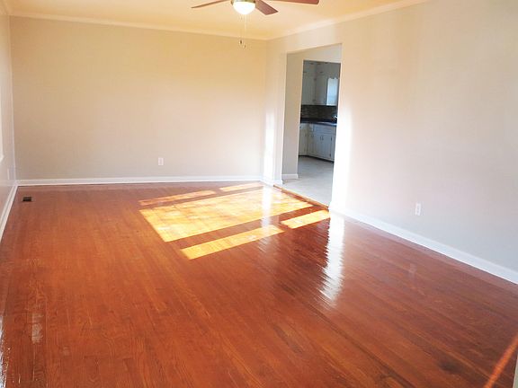 5th image of 4602 W Lincoln Cir