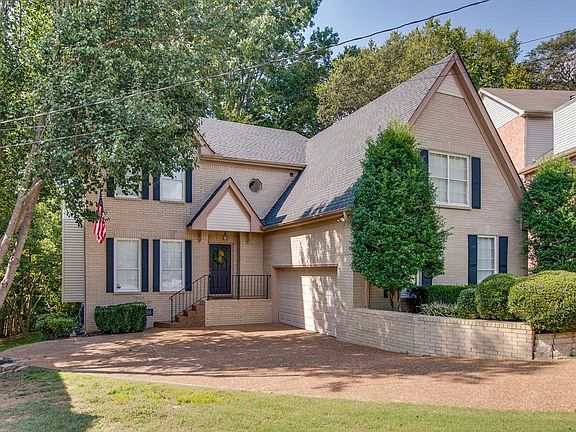 2nd image of 512 Autumnwood Ct