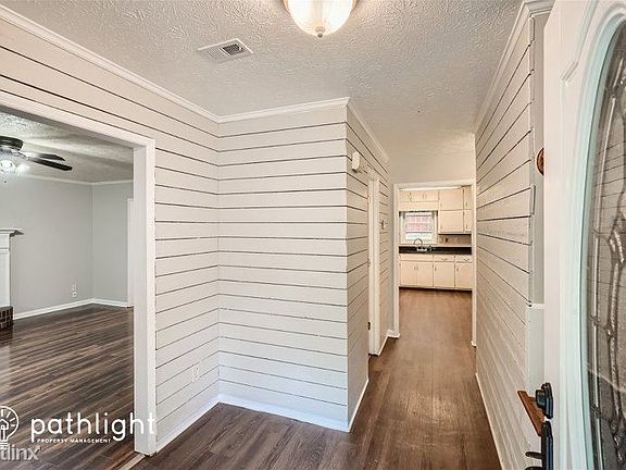 2nd image of 139 Sauterne Way