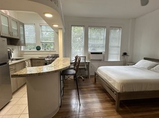 2401 Overbrook St APT 203, Miami, FL 33133