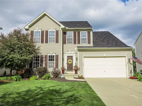453 Walker Ln, Painesville, OH 44077