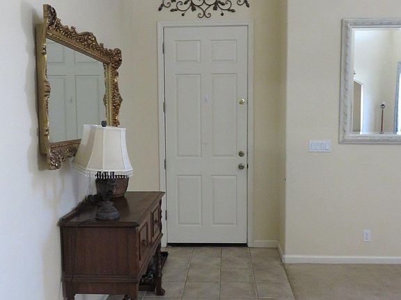 3rd image of 5513 Gateway Dr