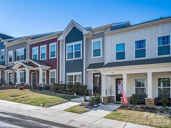 4th image of 56 Walnut Springs Dr