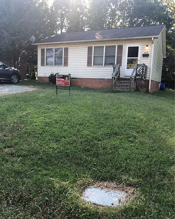 1st image of 219 Willow Ave