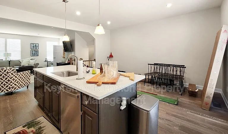 2108 Semmes Ave — Photo 9