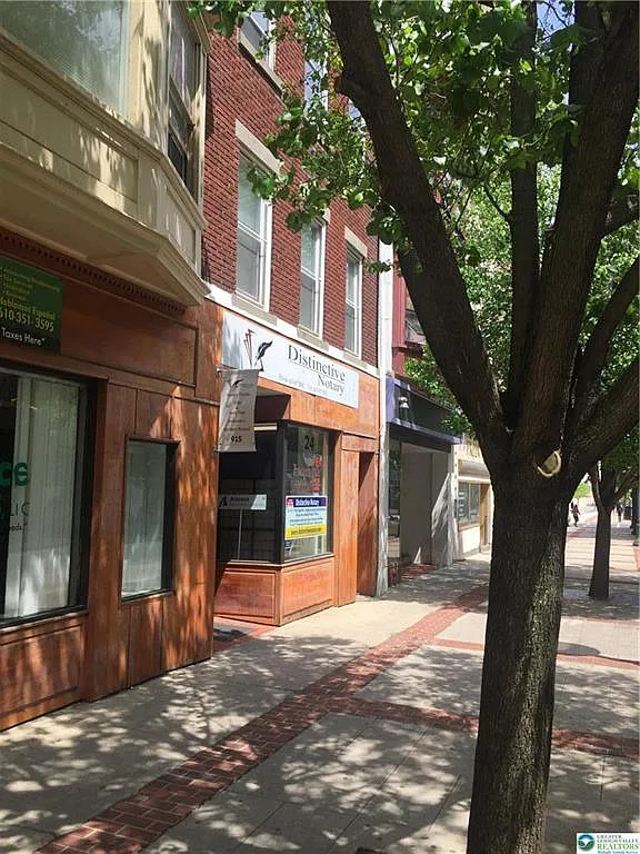 1 bed, 1.0 bath, 860 sqft, $1,150 — Photo 1
