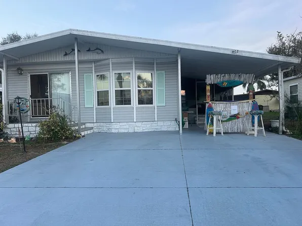 903 Dogwood Dr, Barefoot Bay, FL 32976