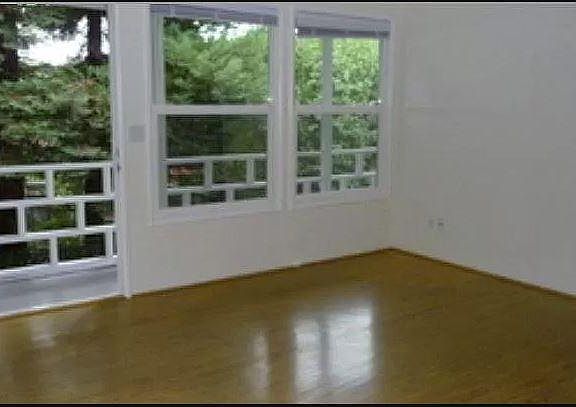 3rd image of 1143 Pine St APT 4