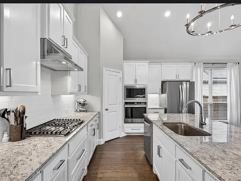 14044 Falcon Ranch Dr — Photo 8