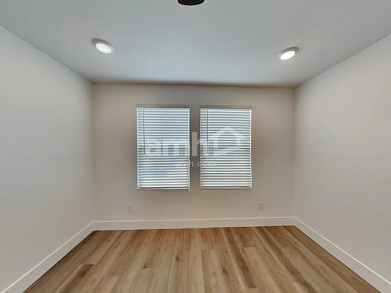 11111 Magallanes St — Photo 10