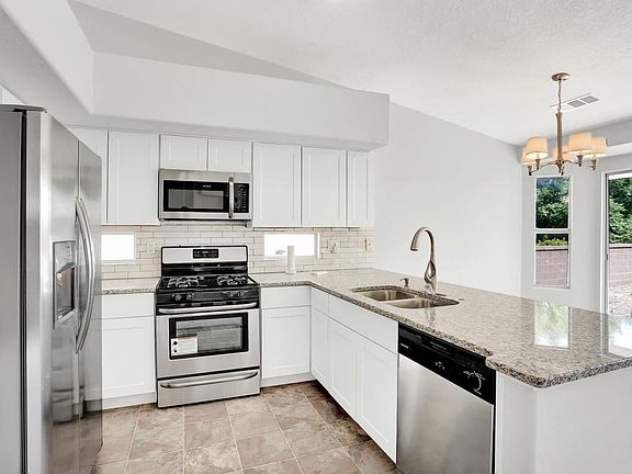 Kitchen_2