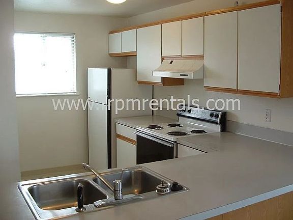 3rd image of 9006 W Java Ln APT 201
