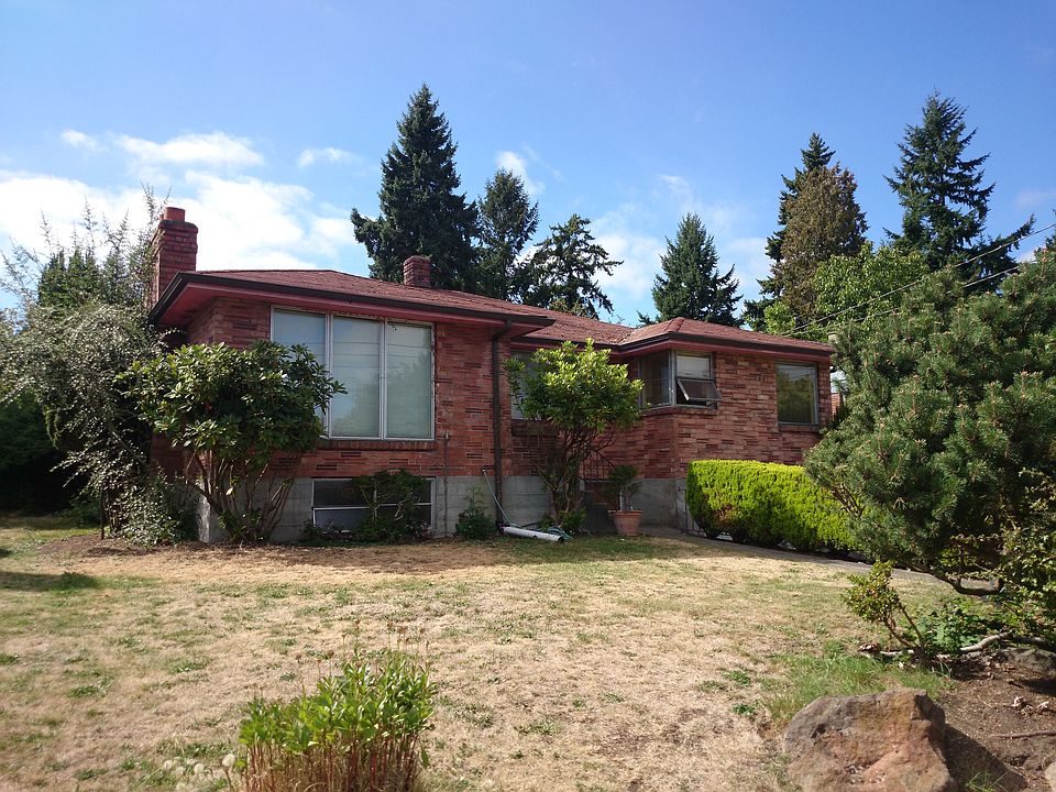 2nd image of 7527 32nd Ave NE