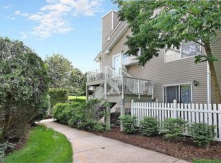 71 Encampment Dr, Bedminster, NJ 07921