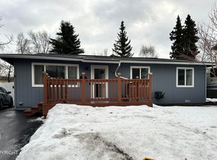 9901 Tolsona Cir, Anchorage, AK 99515