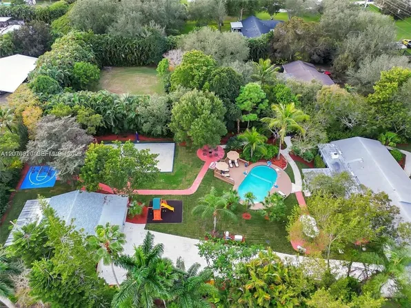 14330 SW 20th St, Fort Lauderdale, FL 33325