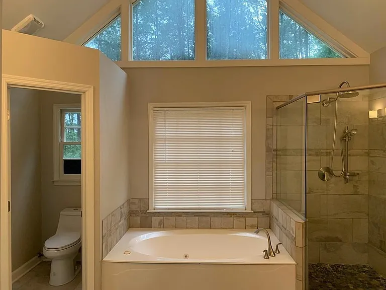 3014 Eglantine Ct — Photo 13