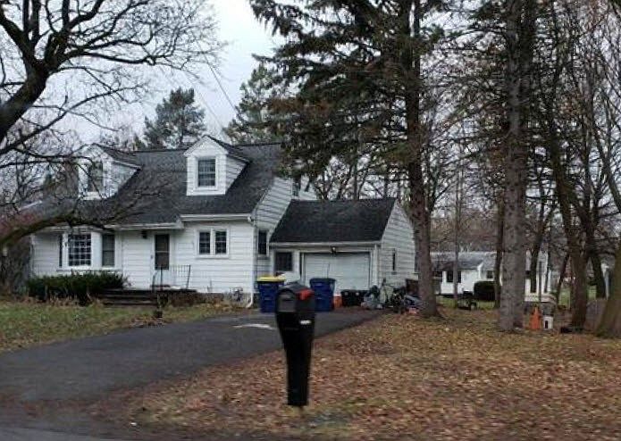 2nd image of 502 Richards Rd