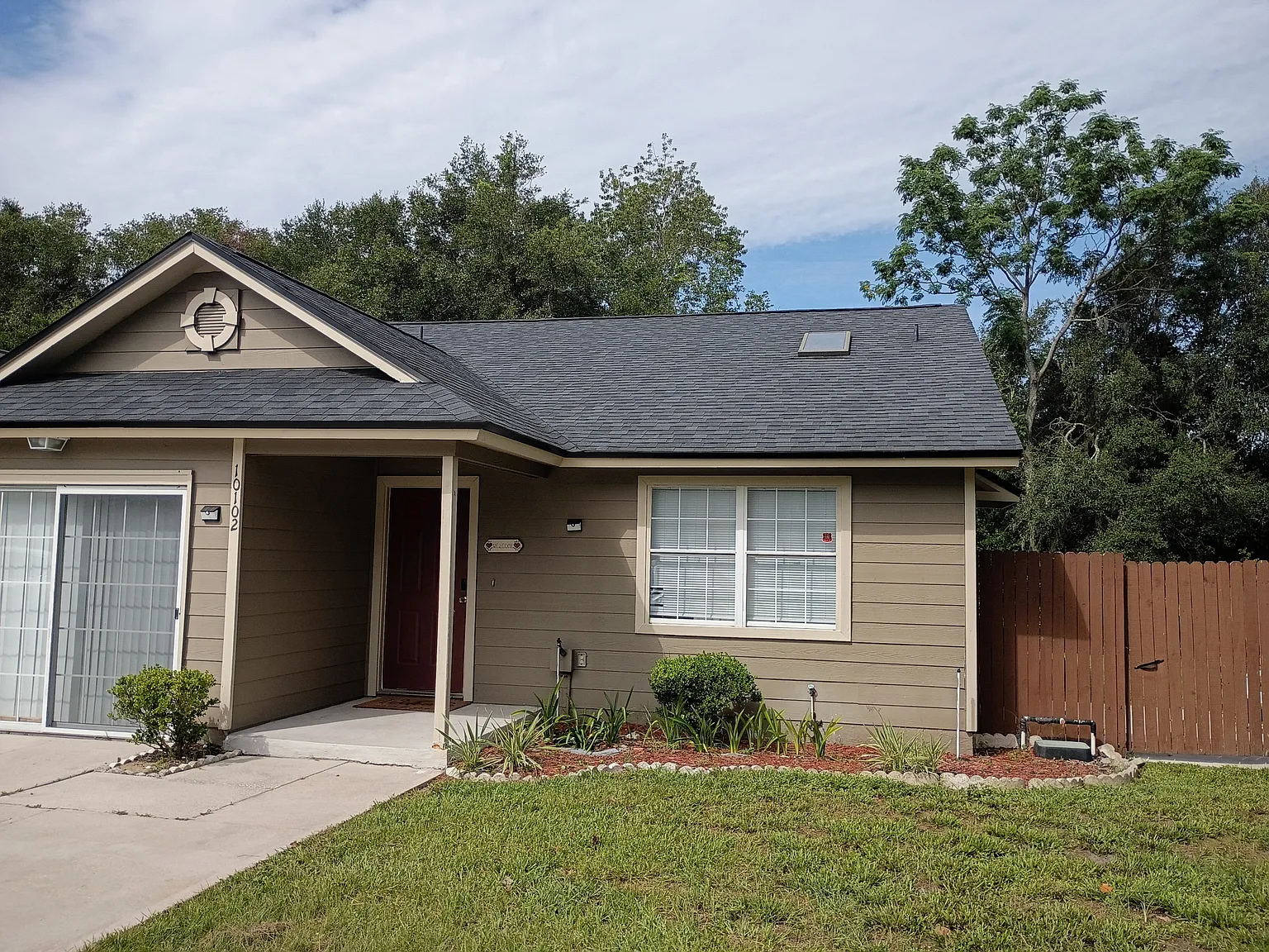 10102 Geni Hill Circle South - 1 — Photo 2