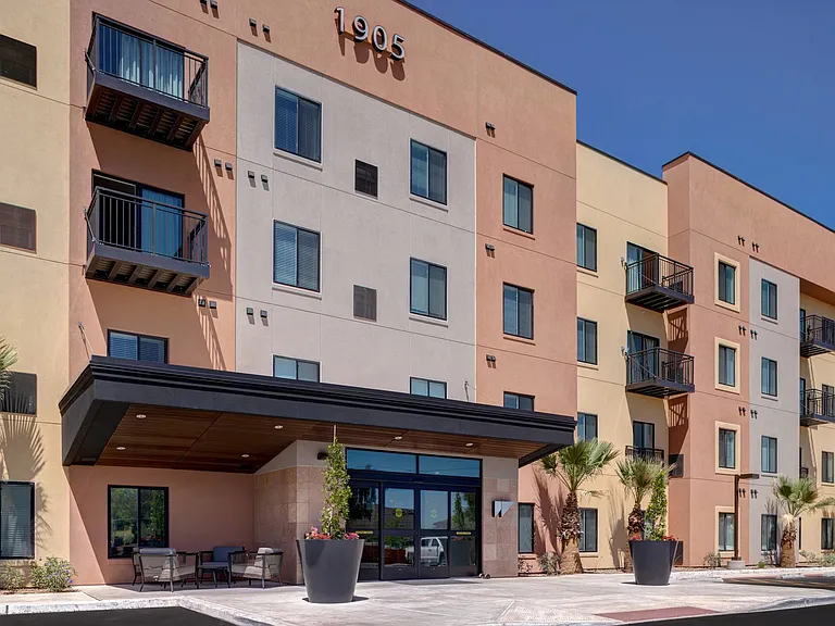 WaterWalk Phoenix North Happy Valley - All Inclusive — Photo 4
