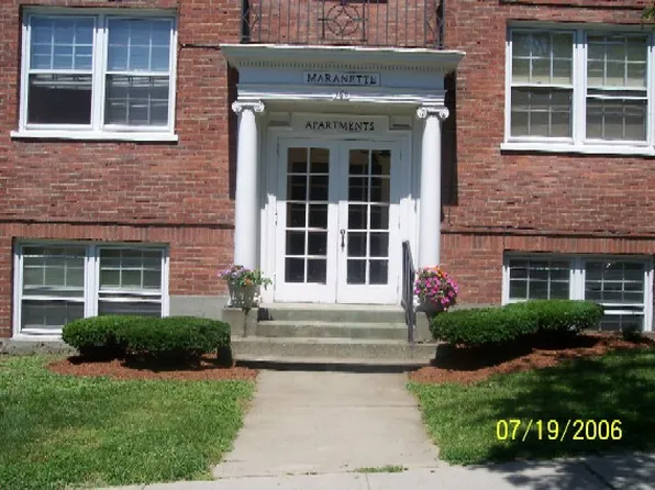 360 College St #3, Burlington, VT 05401