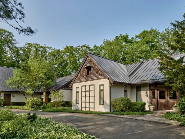 1111 Ashley Rd, Lake Forest, IL 60045