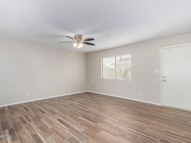2612 E Lemon St — Photo 23