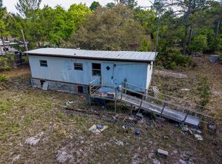 119 Sanborn Rd, Carrabelle, FL 32322