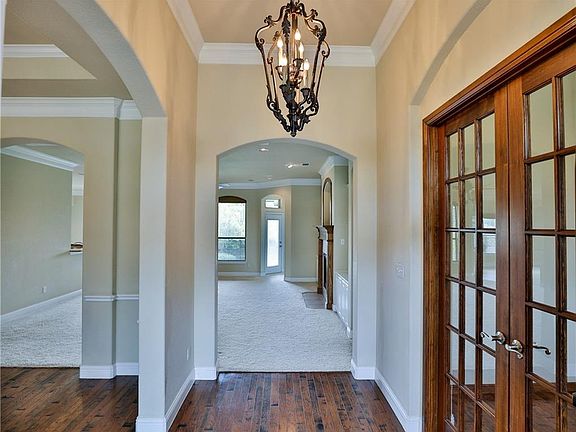 3rd image of 6305 Dawn Hills Dr