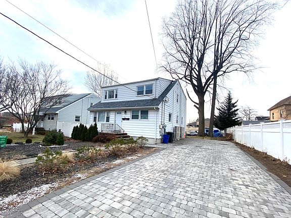 2nd image of 157 Livingston Ave Floor 2