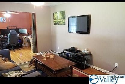 3rd image of 502 Greendale Dr NW