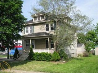 2023 Austin Ave, Lincoln Park, MI 48146