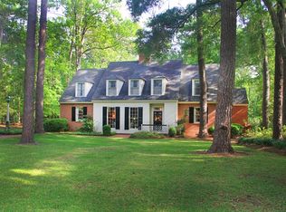 1307 Lovers Ln, Thomasville, GA 31792