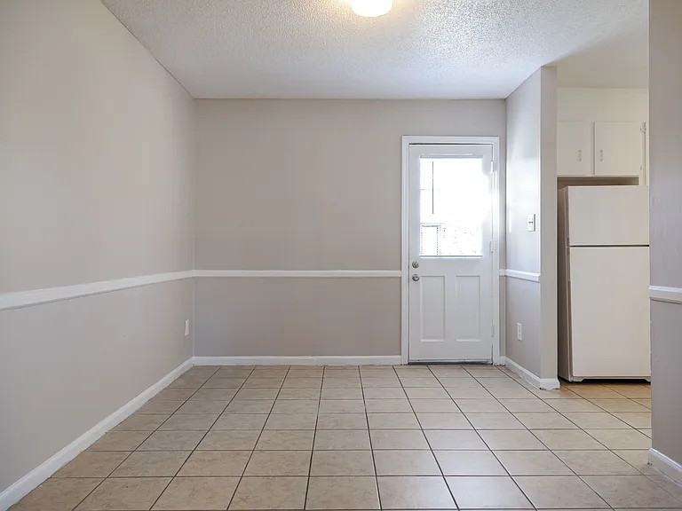 Charlotte NC Apartments For Rent | Arcadian Village