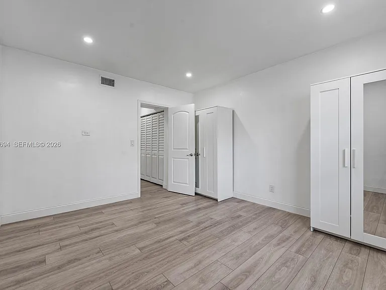 8550 Byron Ave #2G — Photo 18